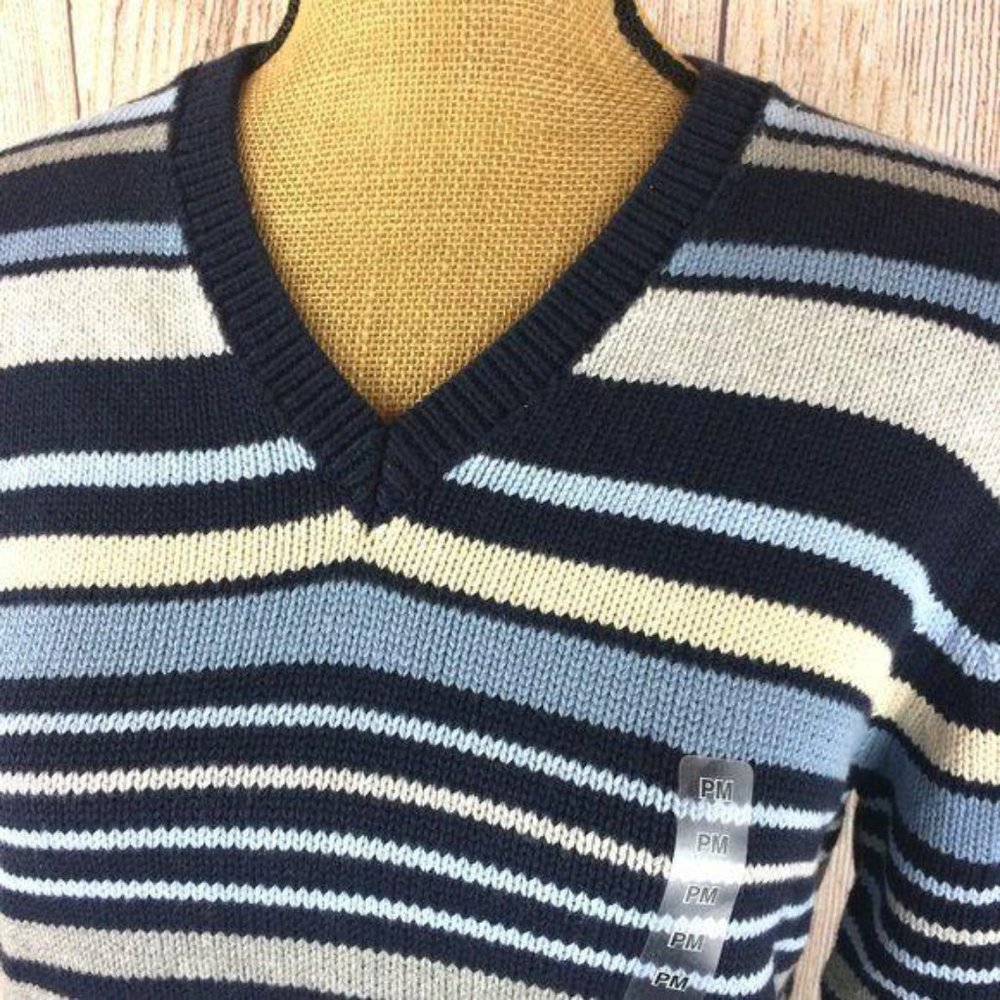 *SOLD* St John's Bay NWT Classic V-Neck Sweater Sz MP - Picture 5 of 9